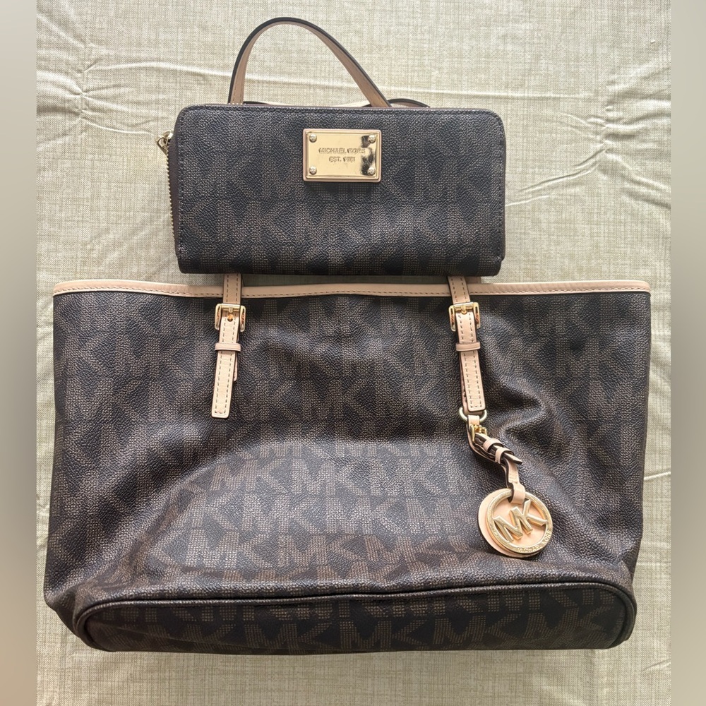 Michael Kors Dark Brown Signature Tote and Wallet